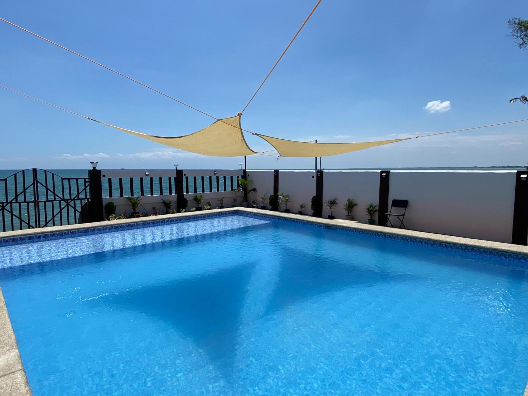 Olana Bed And Breakfast Labrador Ngoại thất bức ảnh