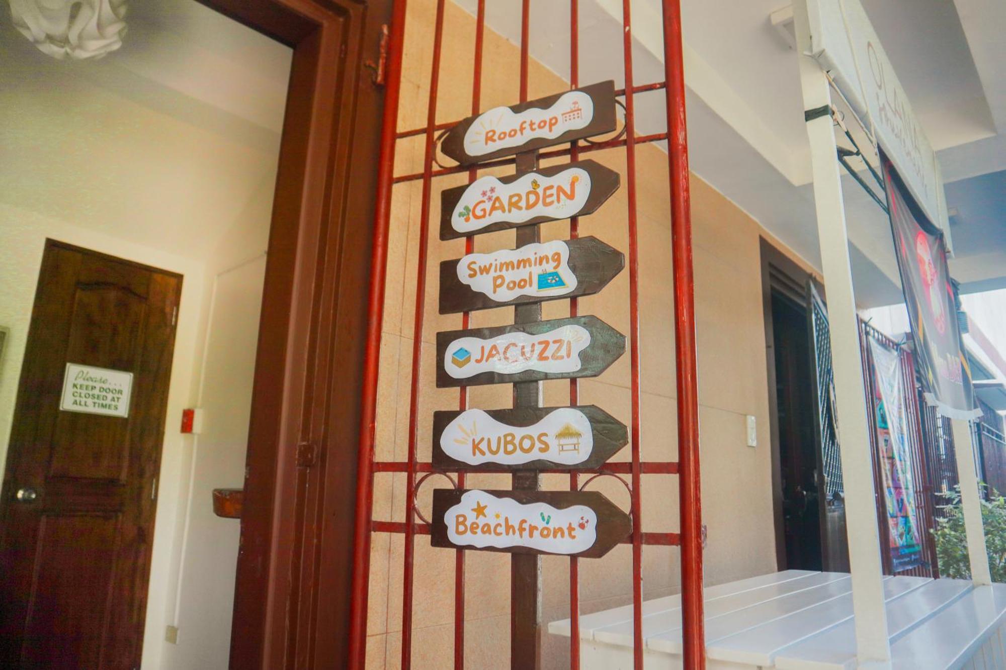 Olana Bed And Breakfast Labrador Ngoại thất bức ảnh